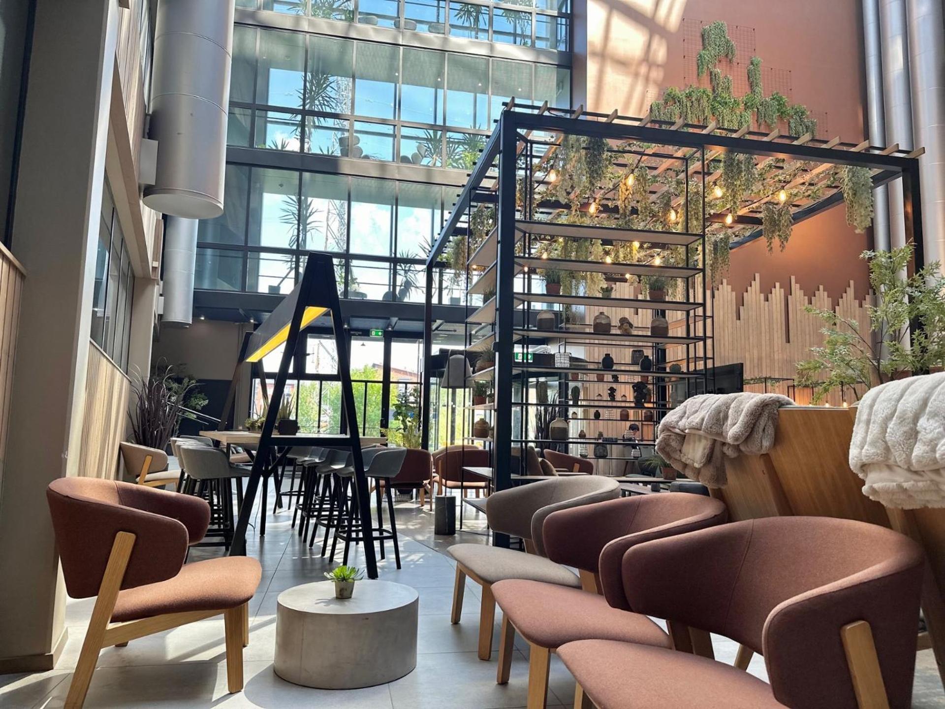 Skyline Airport Hotel فانتا المظهر الخارجي الصورة